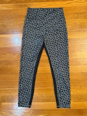 Allfenix Jagger 7/8 Leggings Charcoal Leopard Print - Size Medium